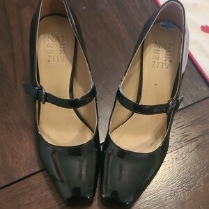 Naturalizer Black Patent Mary Jane Heels